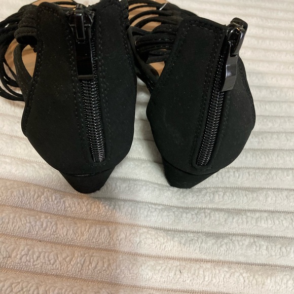 NWOTS Ladies Dress Sandals - Picture 6 of 13